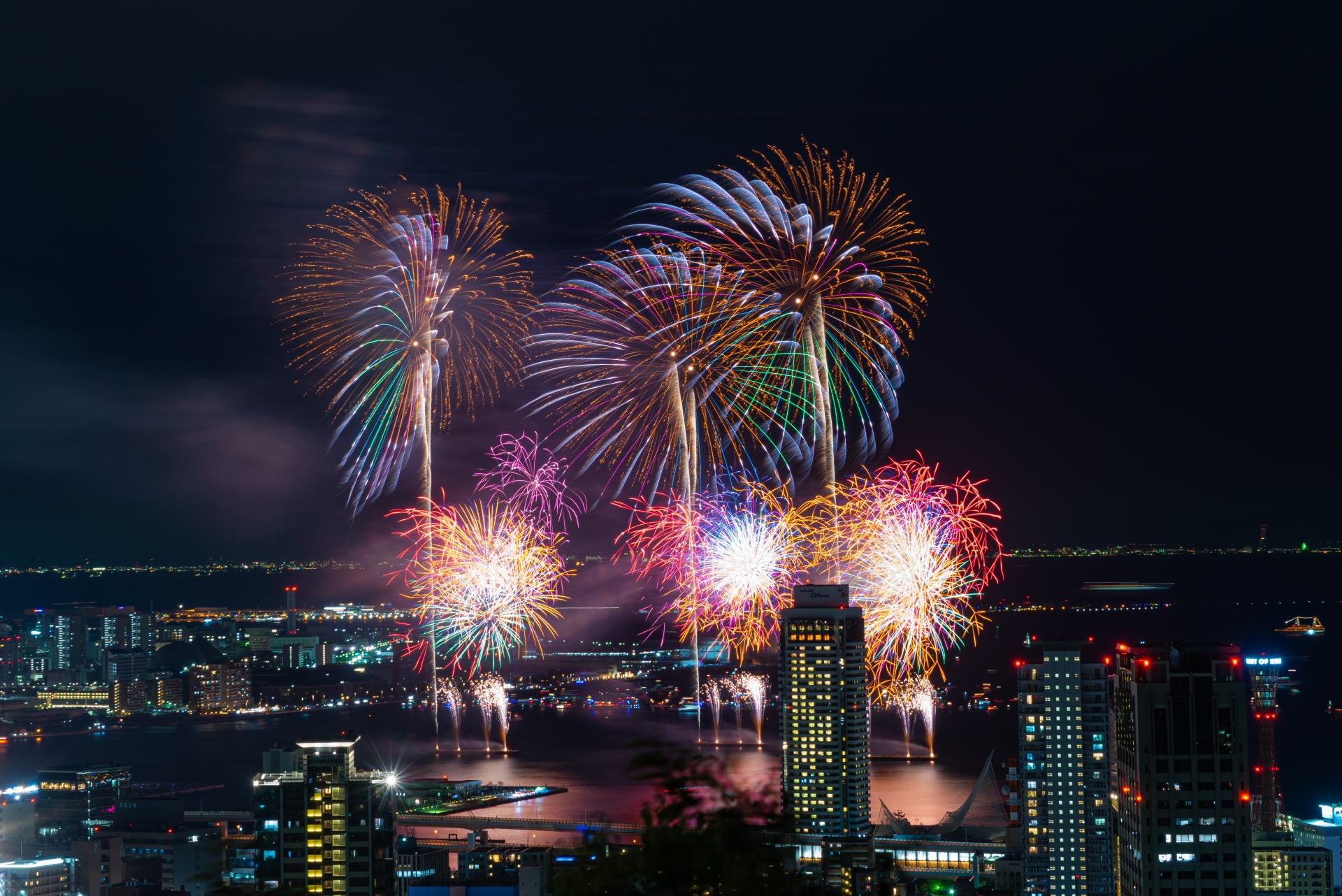 【イベント 2022年】兵庫の花火、『みなとHANABI』が神戸の夜を彩る🎆💫5日間打ち上がるよ😊 | 〜 祈りログ